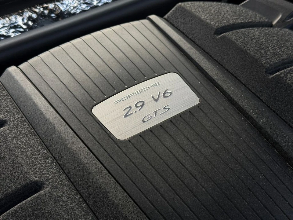 2020 Porsche Macan GTS - Image 12 of 21