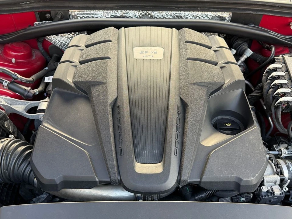 2020 Porsche Macan GTS - Image 11 of 21