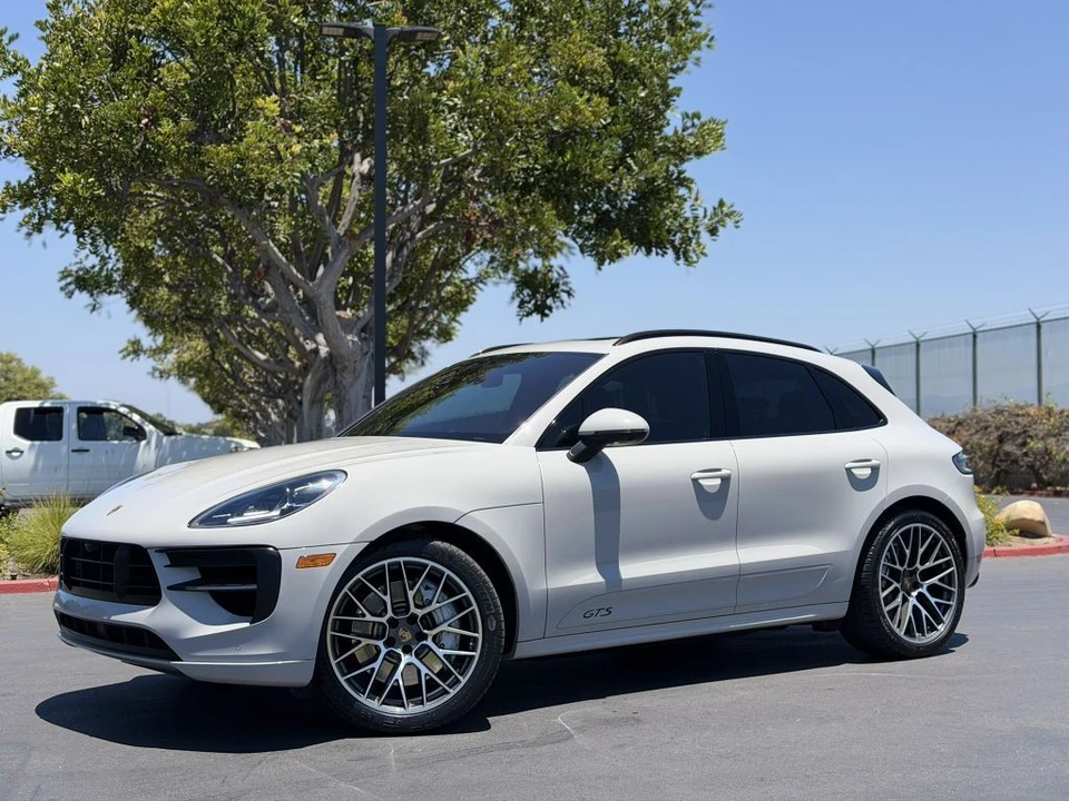 2020 Porsche Macan GTS - Image 2 of 31