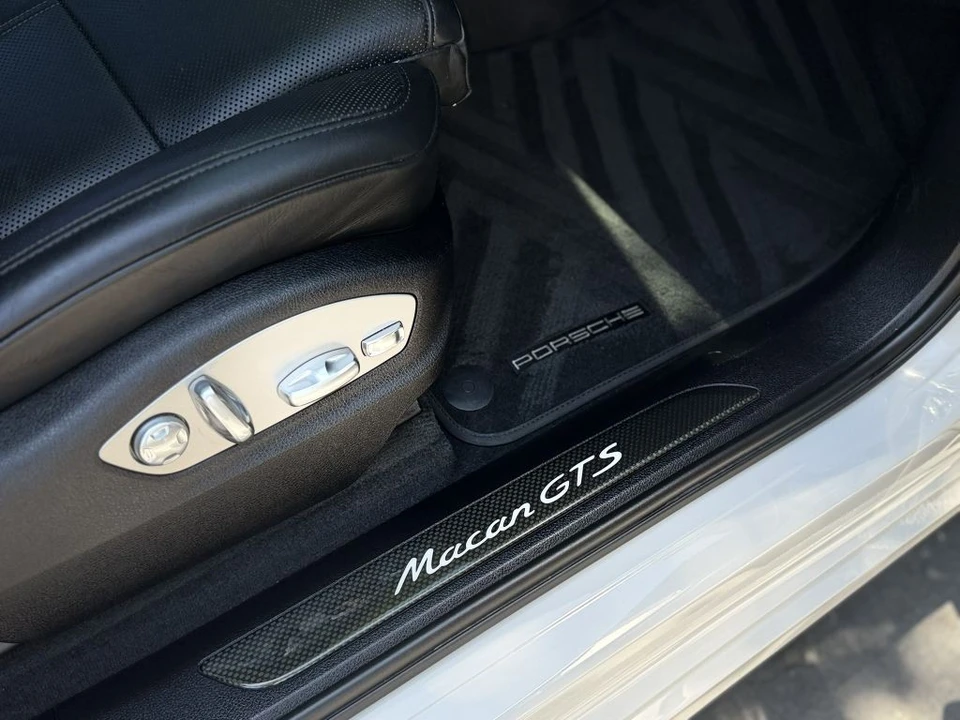 2020 Porsche Macan GTS - Image 27 of 31