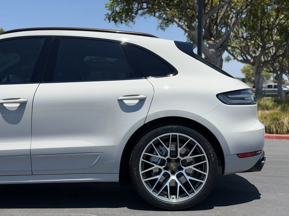 2020 Porsche Macan GTS - Image 7 of 31