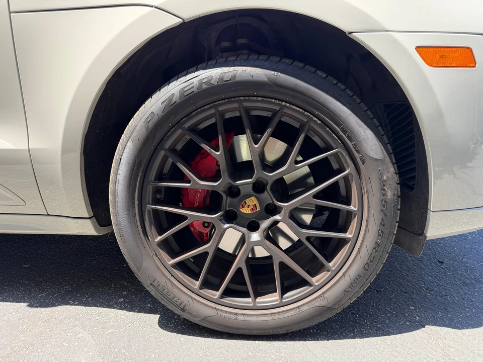 2020 Porsche Macan GTS - Image 21 of 31