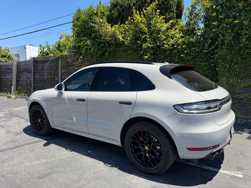 2020 Porsche Macan GTS - Image 8 of 31