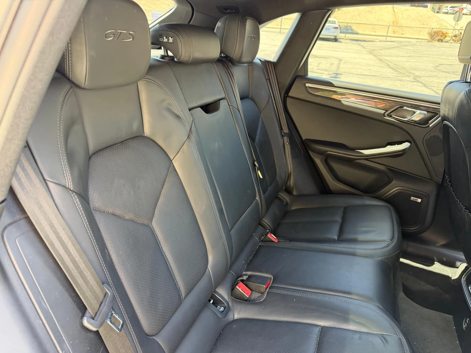2020 Porsche Macan GTS - Image 28 of 31