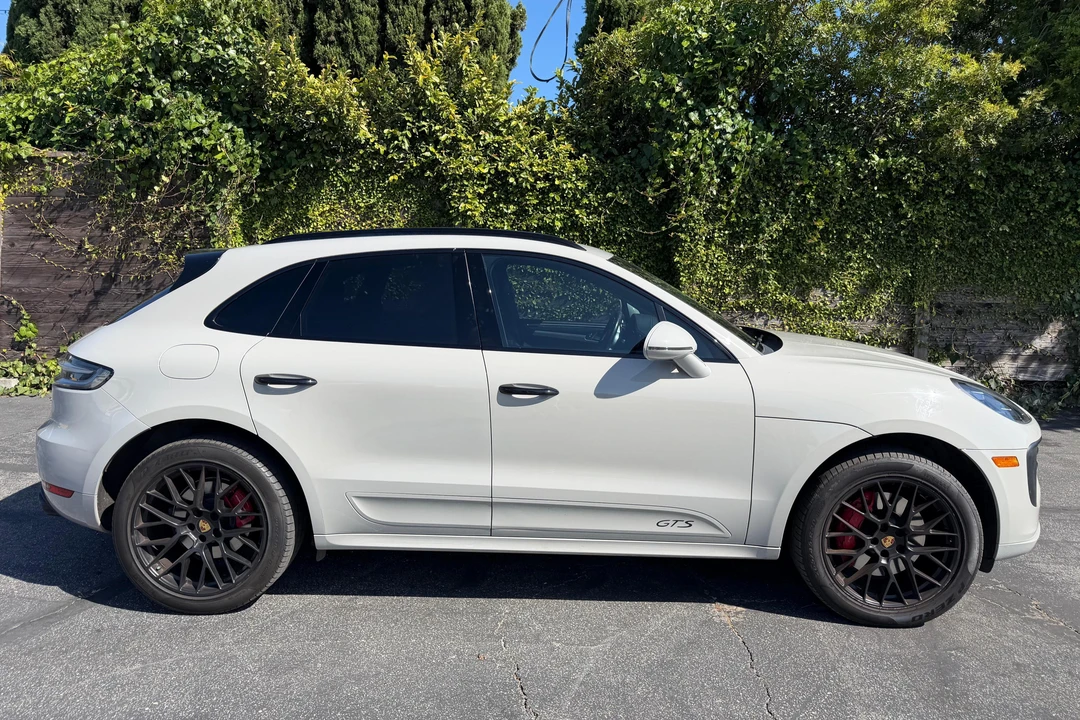 2020 Porsche Macan GTS - Image 3 of 31