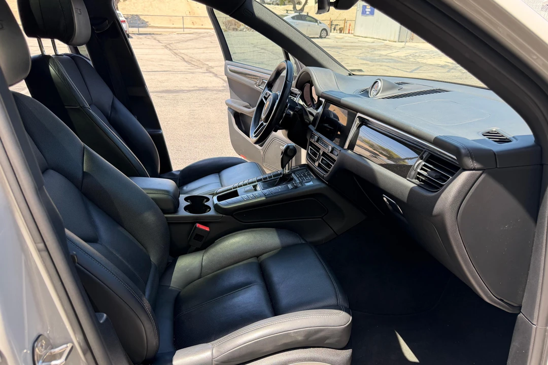 2020 Porsche Macan GTS - Image 23 of 31