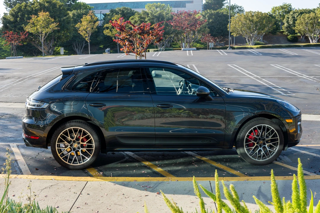 2020 Porsche Macan GTS - Image 8 of 31