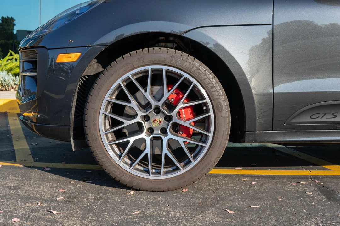 2020 Porsche Macan GTS - Image 24 of 31