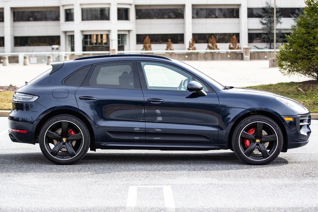 2020 Porsche Macan GTS - Image 3 of 31