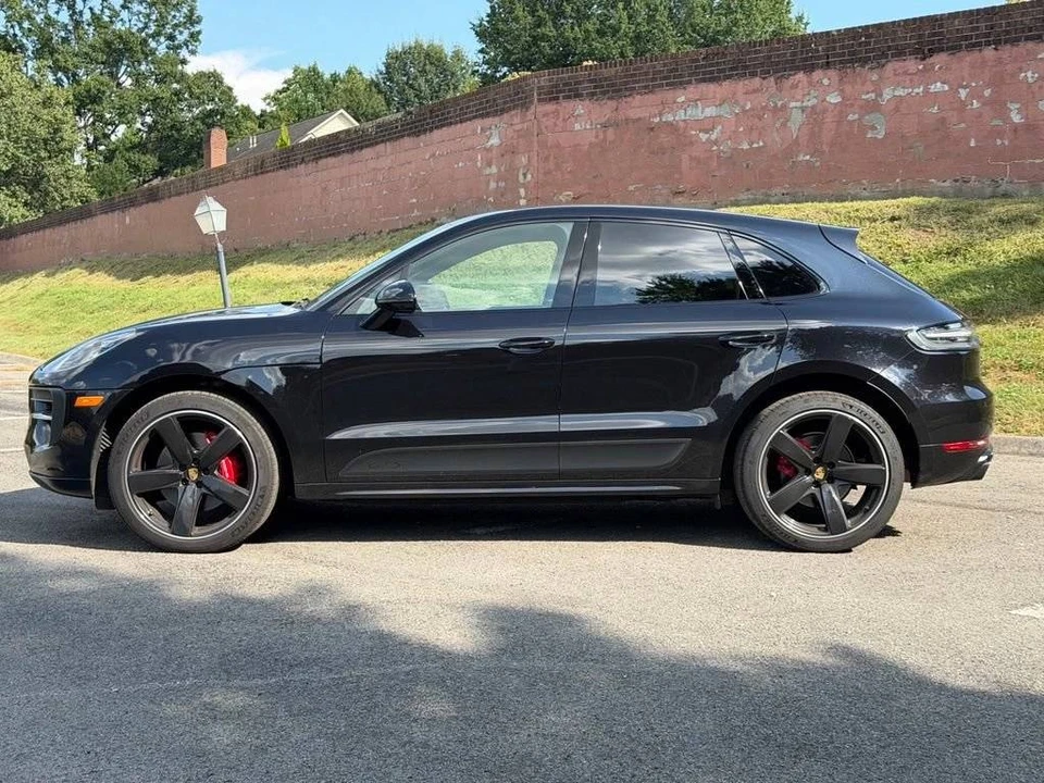 2020 Porsche Macan GTS - Image 2 of 5