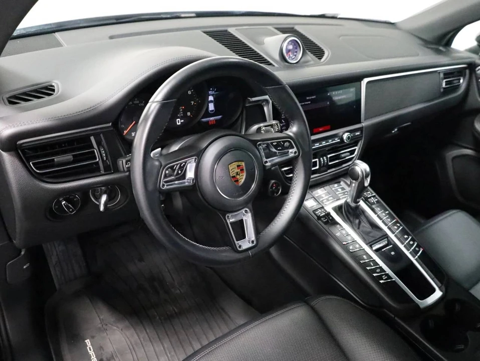 2020 Porsche Macan GTS - Image 4 of 5