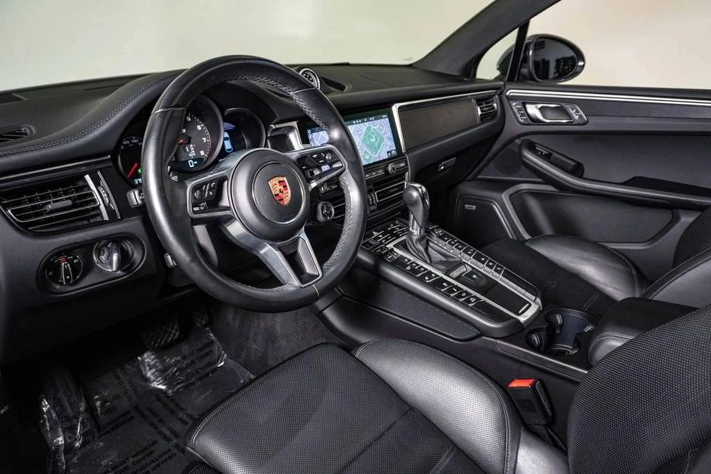 2020 Porsche Macan GTS - Image 4 of 5
