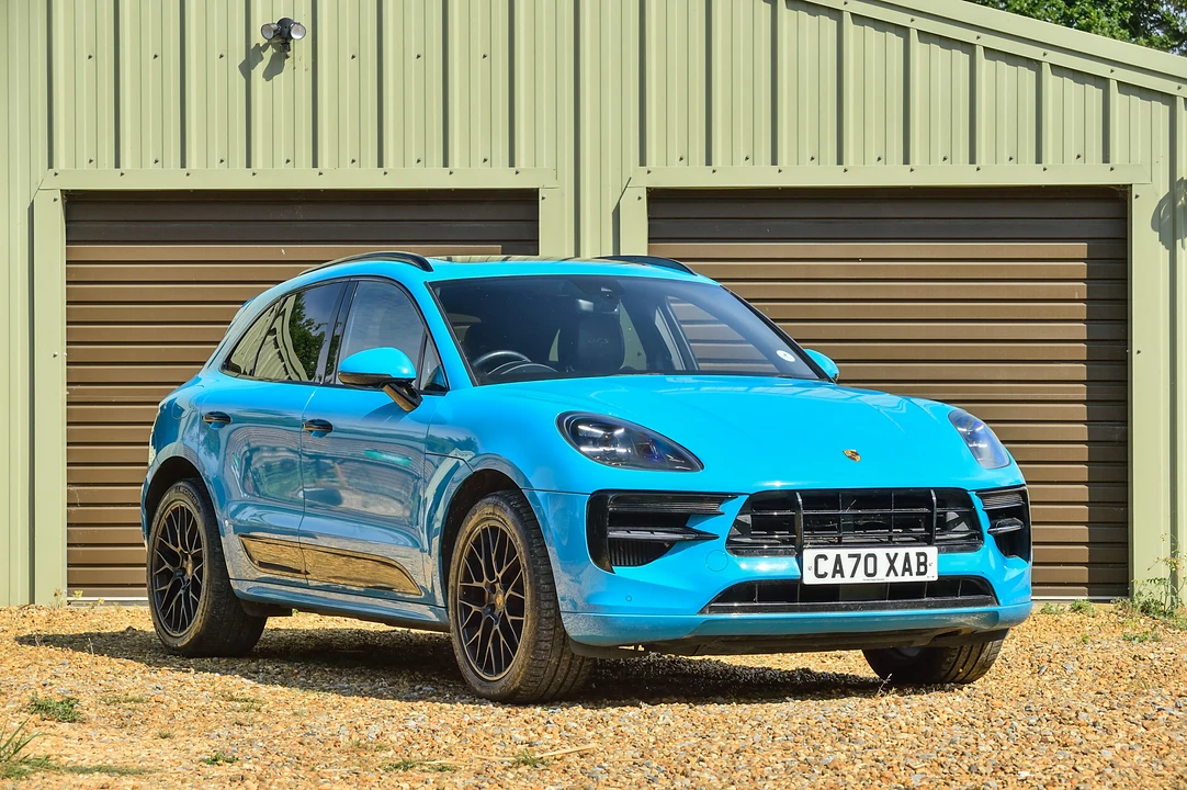 2020 Porsche Macan GTS - Image 9 of 31