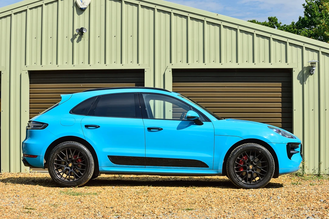 2020 Porsche Macan GTS - Image 8 of 31
