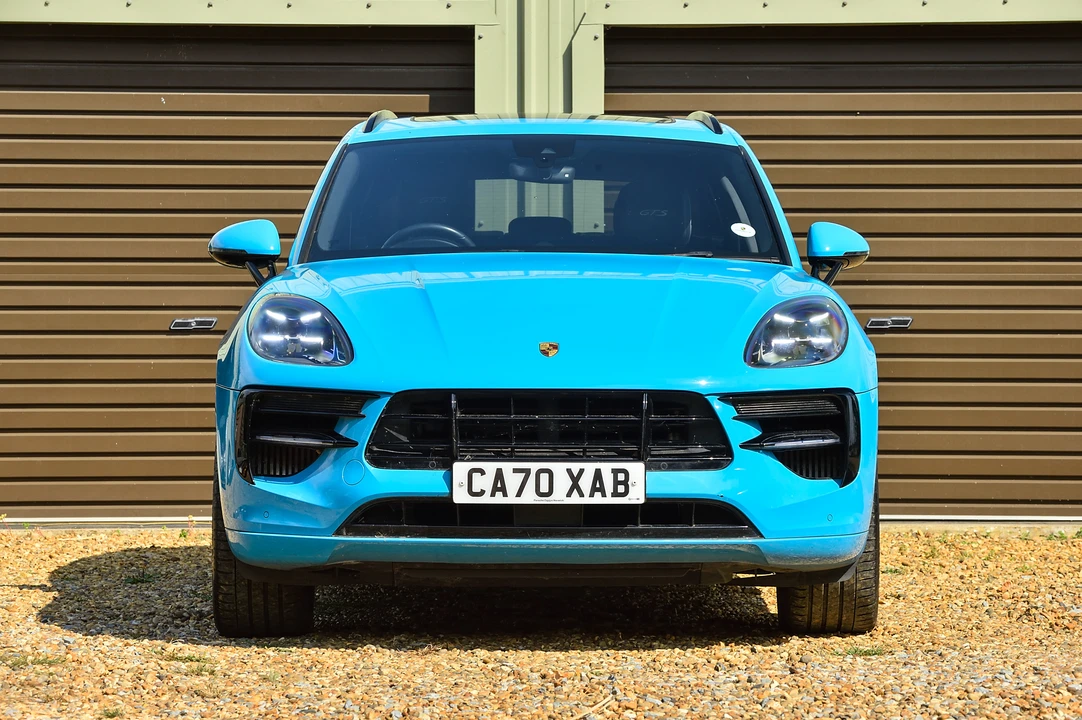 2020 Porsche Macan GTS - Image 2 of 31