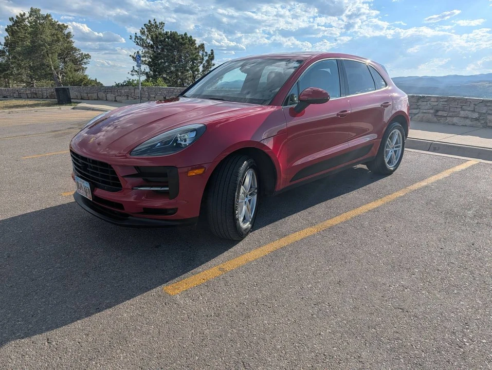 2020 Porsche Macan - Image 2 of 24