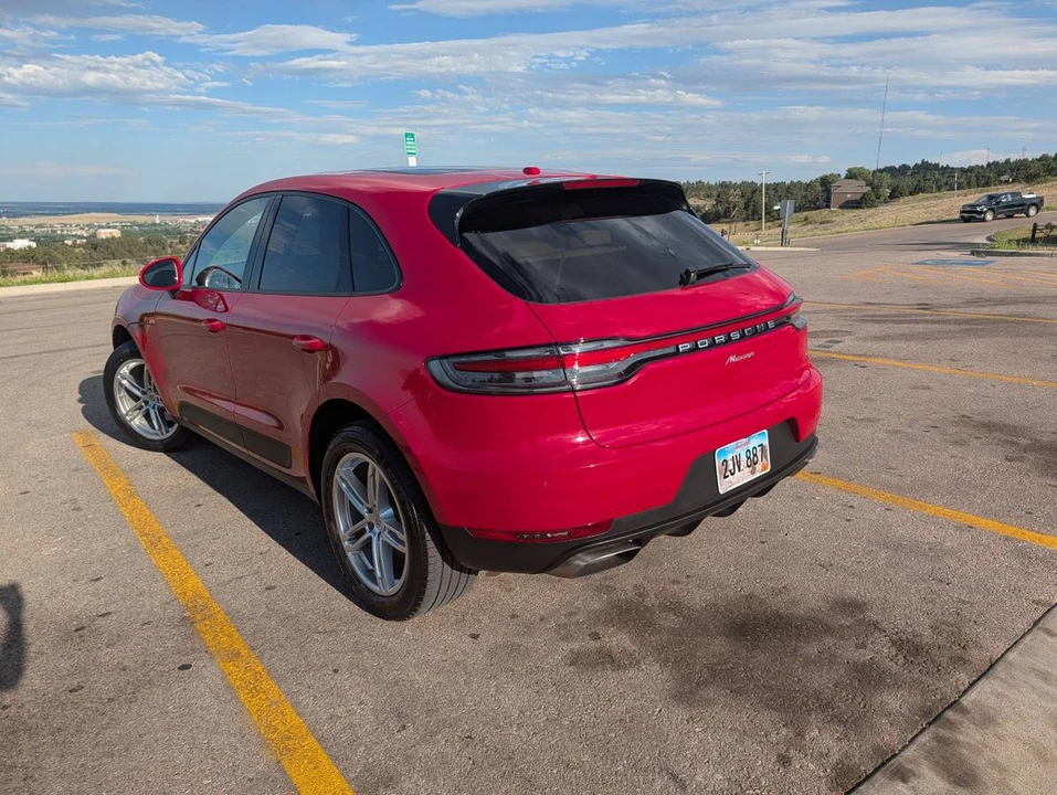 2020 Porsche Macan - Image 5 of 24