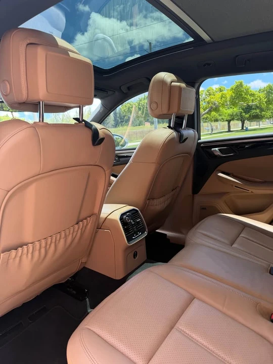 2020 Porsche Macan - Image 4 of 9
