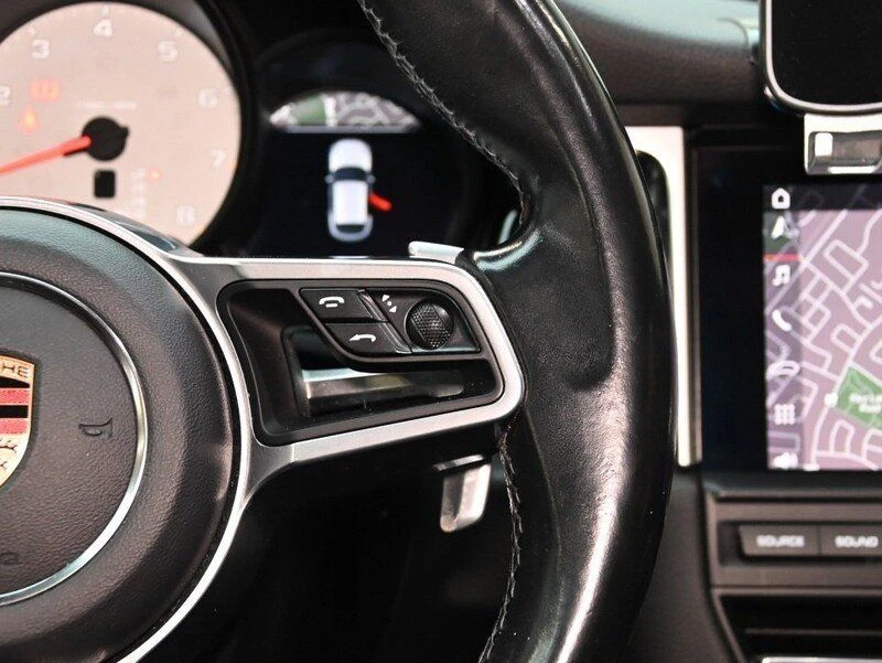 2020 Porsche Macan - Image 19 of 20