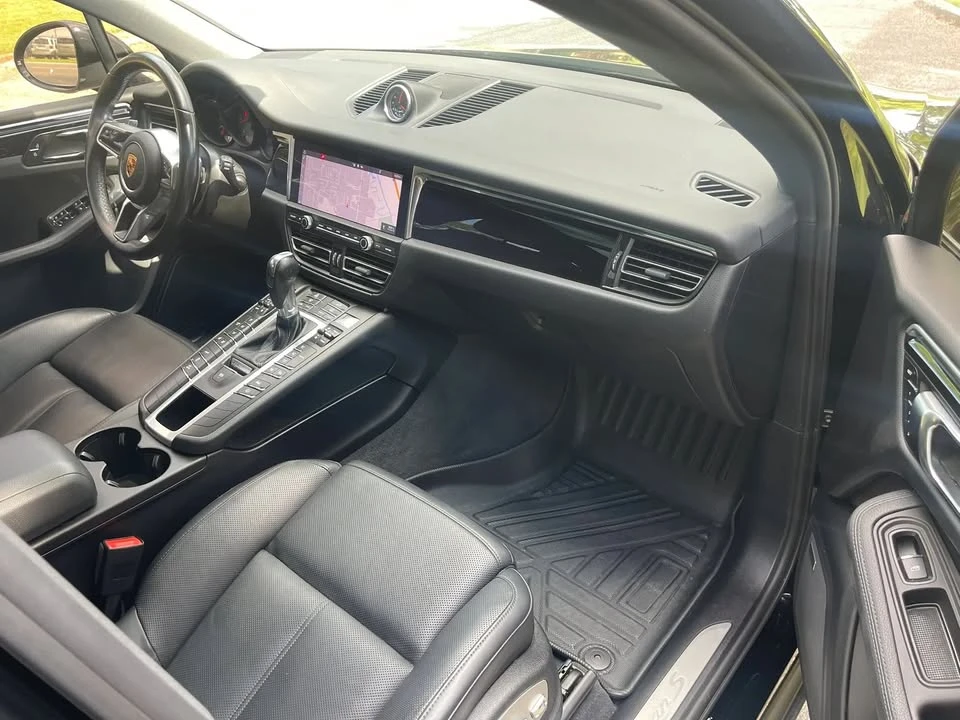 2020 Porsche Macan - Image 14 of 20
