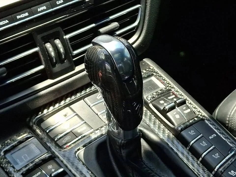 2020 Porsche Macan - Image 14 of 19