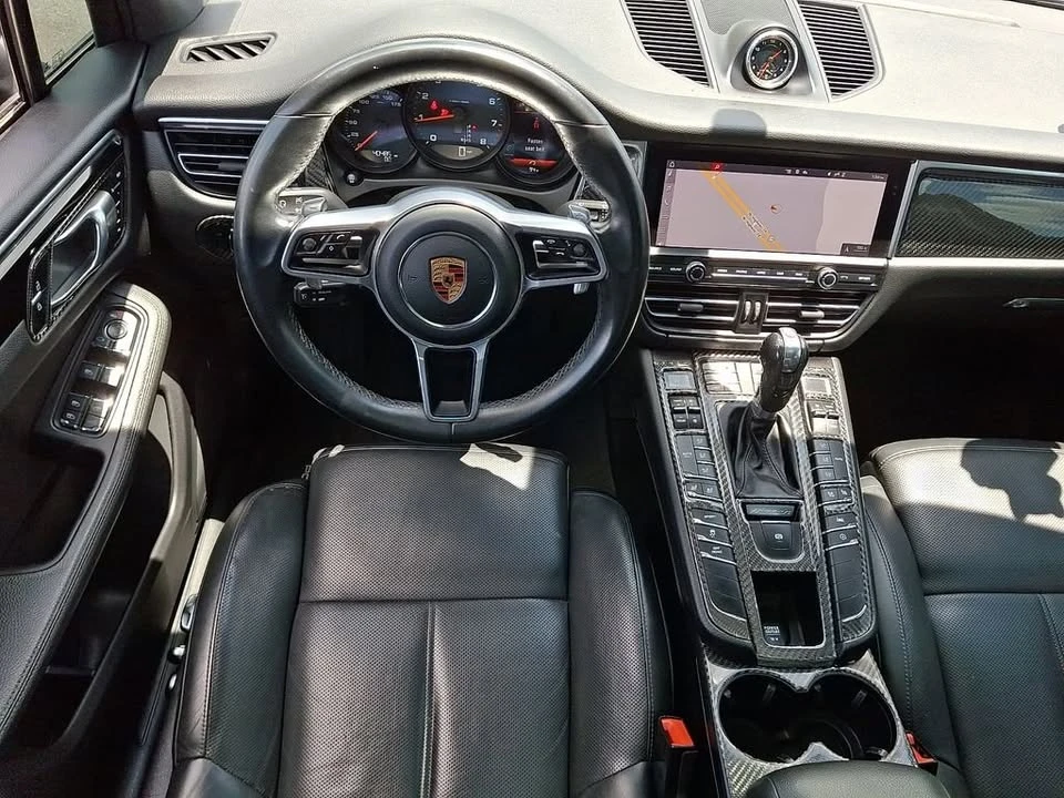 2020 Porsche Macan - Image 10 of 19