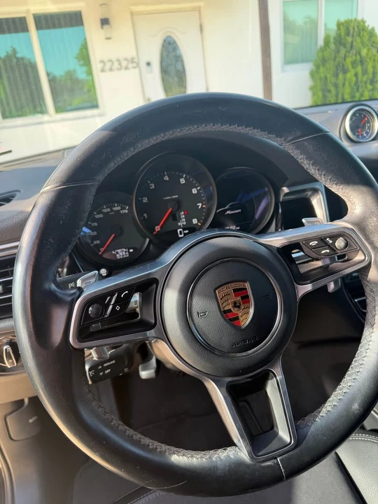 2020 Porsche Macan - Image 5 of 9