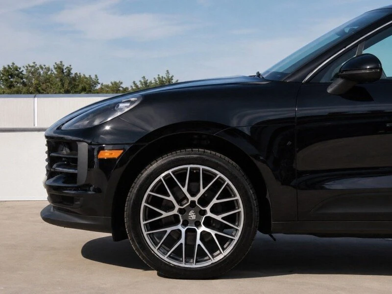 2020 Porsche Macan - Image 8 of 20