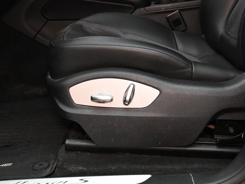 2020 Porsche Macan - Image 12 of 20