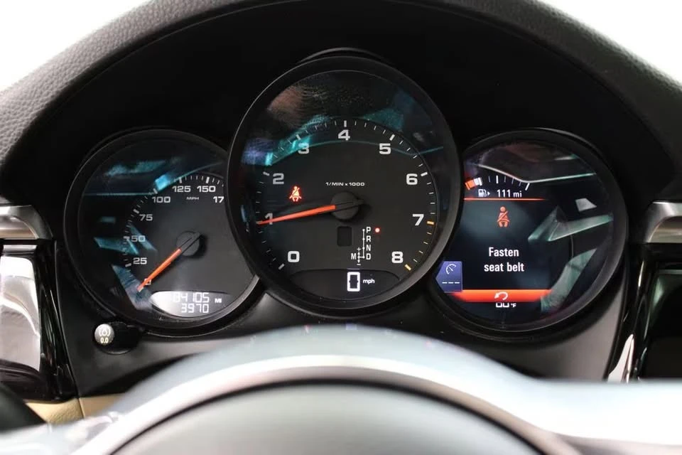 2020 Porsche Macan - Image 12 of 20