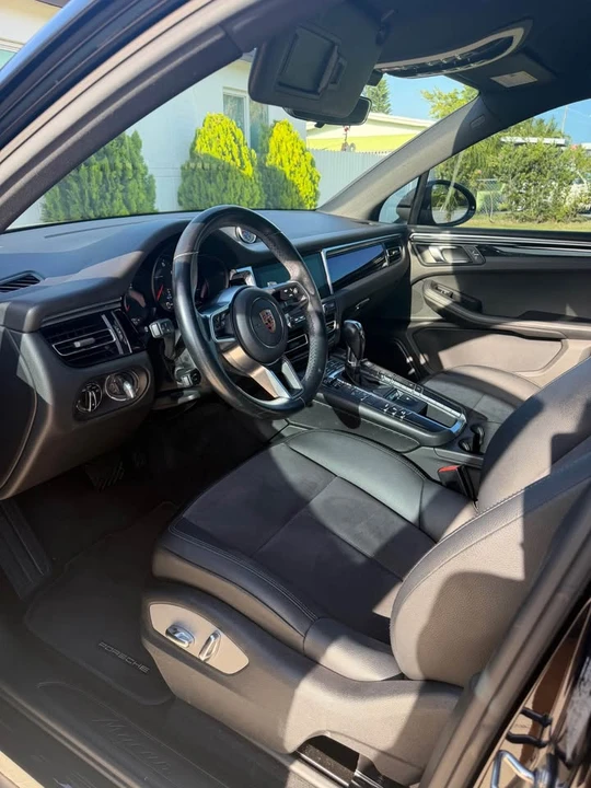 2020 Porsche Macan - Image 6 of 9