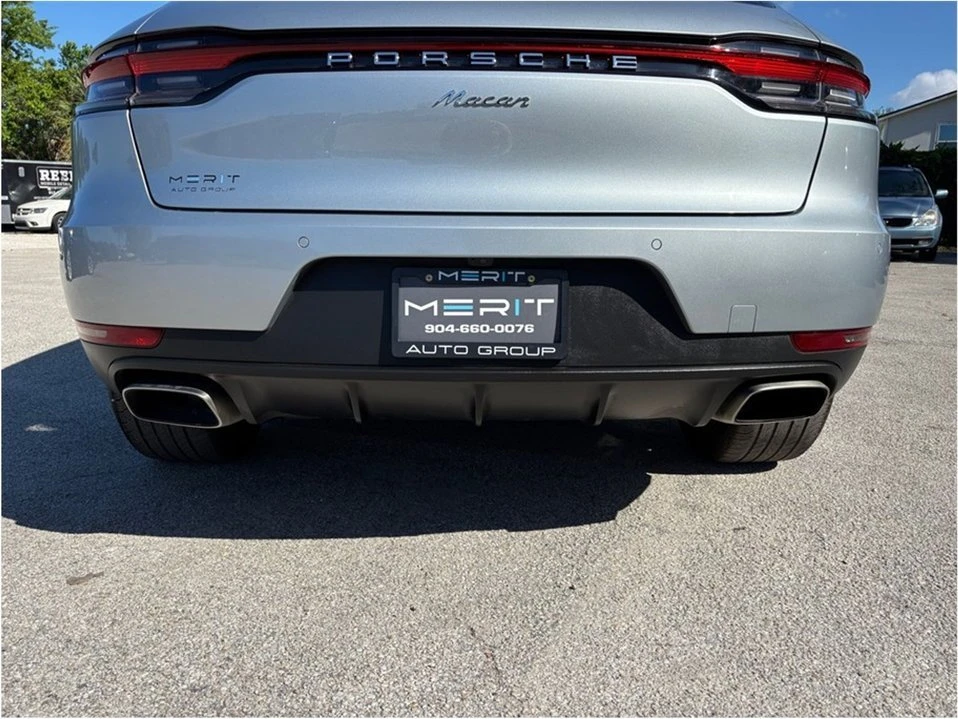2020 Porsche Macan - Image 15 of 18