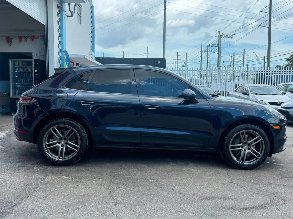 2020 Porsche Macan - Image 8 of 10