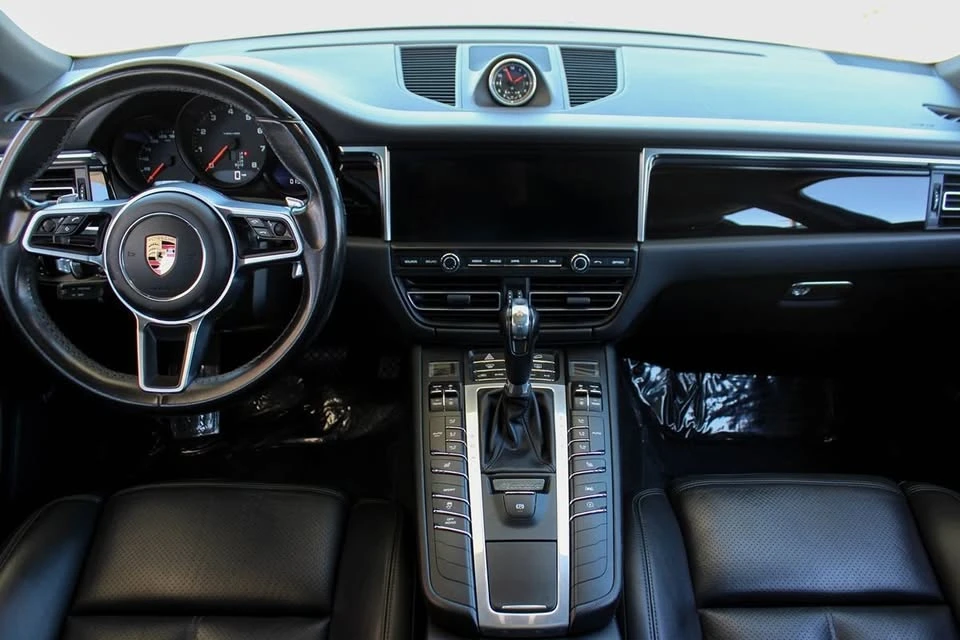 2020 Porsche Macan - Image 14 of 20