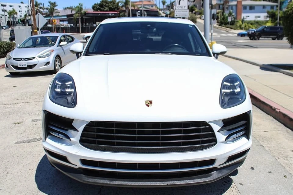 2020 Porsche Macan - Image 10 of 20