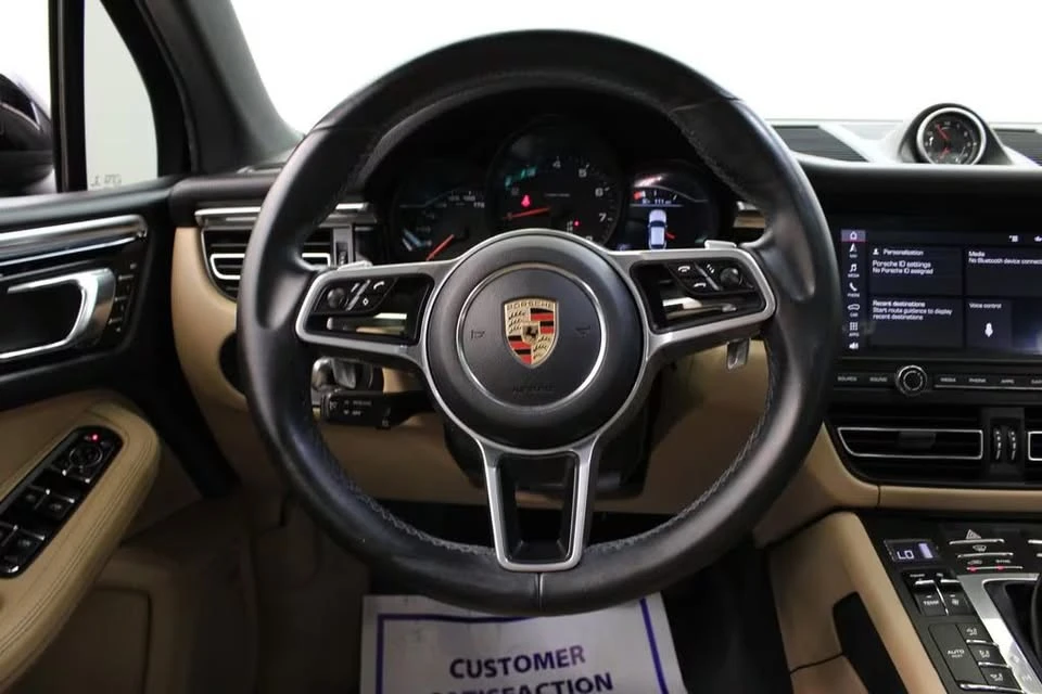 2020 Porsche Macan - Image 8 of 20