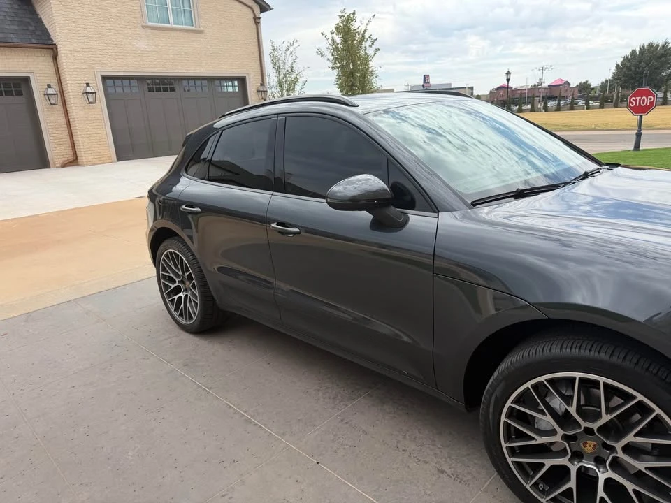 2020 Porsche Macan - Image 4 of 10