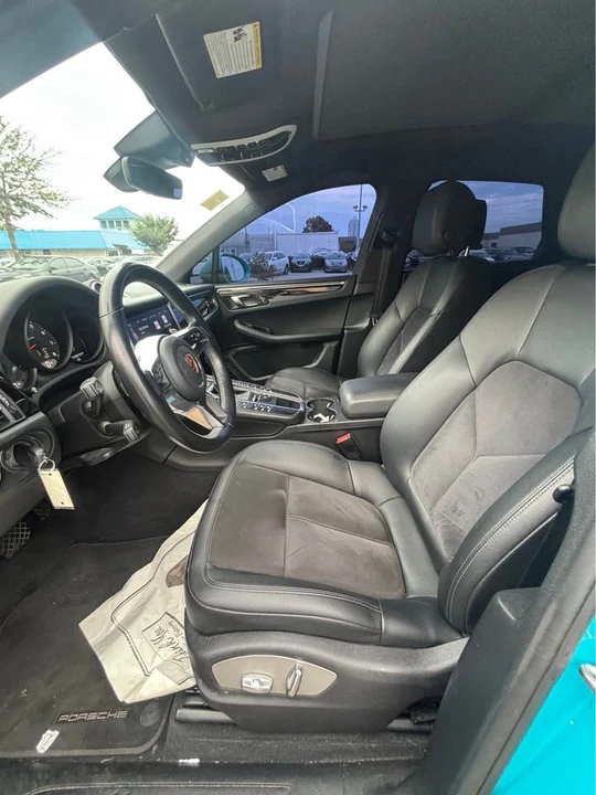 2020 Porsche Macan - Image 5 of 7