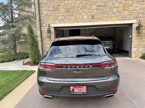2020 Porsche Macan