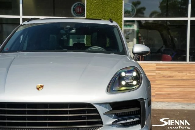 2020 Porsche Macan - Image 16 of 20