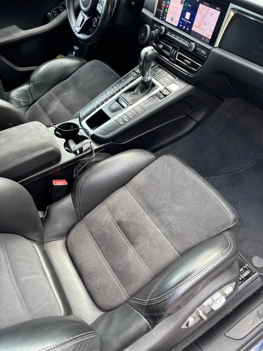 2020 Porsche Macan - Image 7 of 8