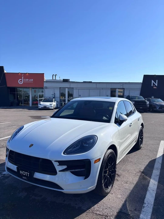 2020 Porsche Macan - Image 2 of 7