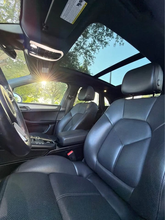 2020 Porsche Macan - Image 11 of 14