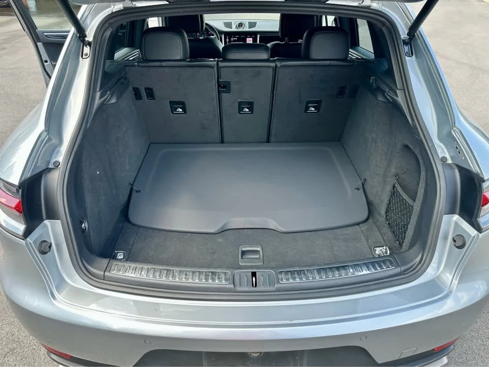 2020 Porsche Macan - Image 14 of 16