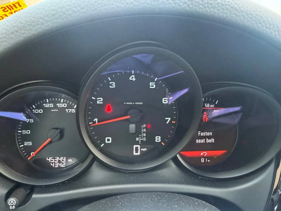 2020 Porsche Macan - Image 9 of 16