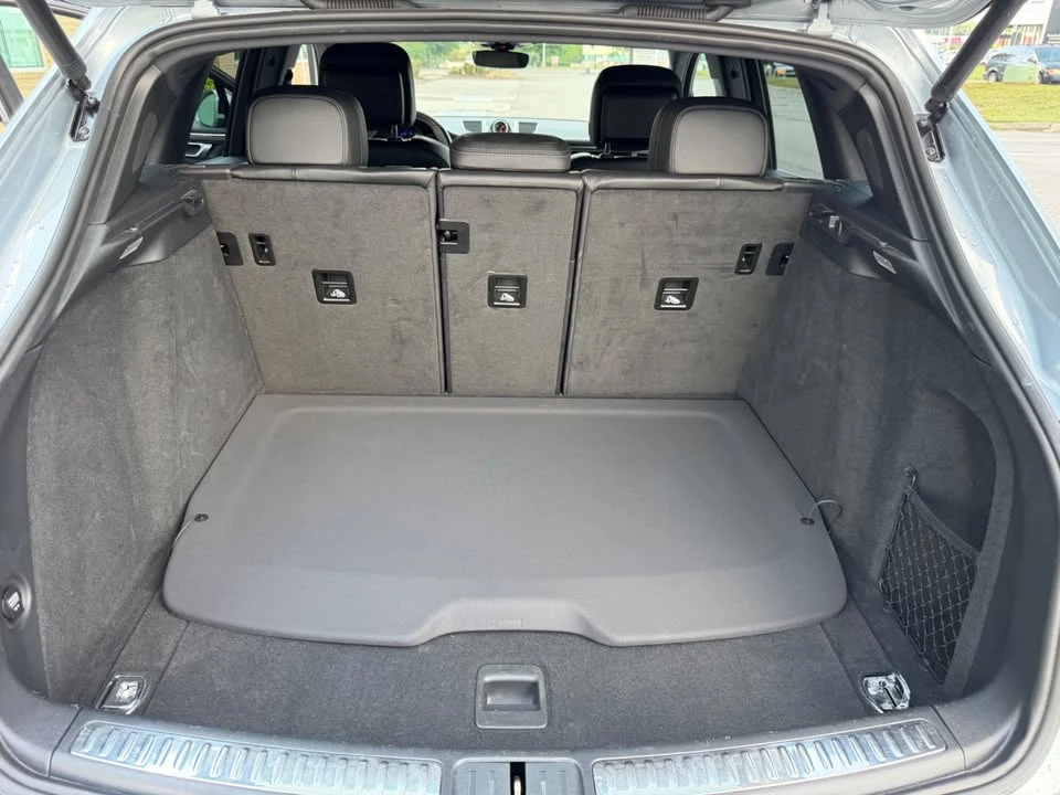 2020 Porsche Macan - Image 16 of 16