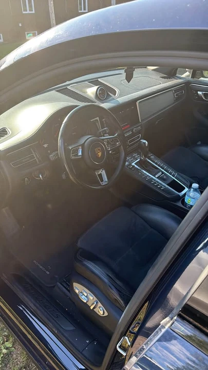 2020 Porsche Macan - Image 8 of 8
