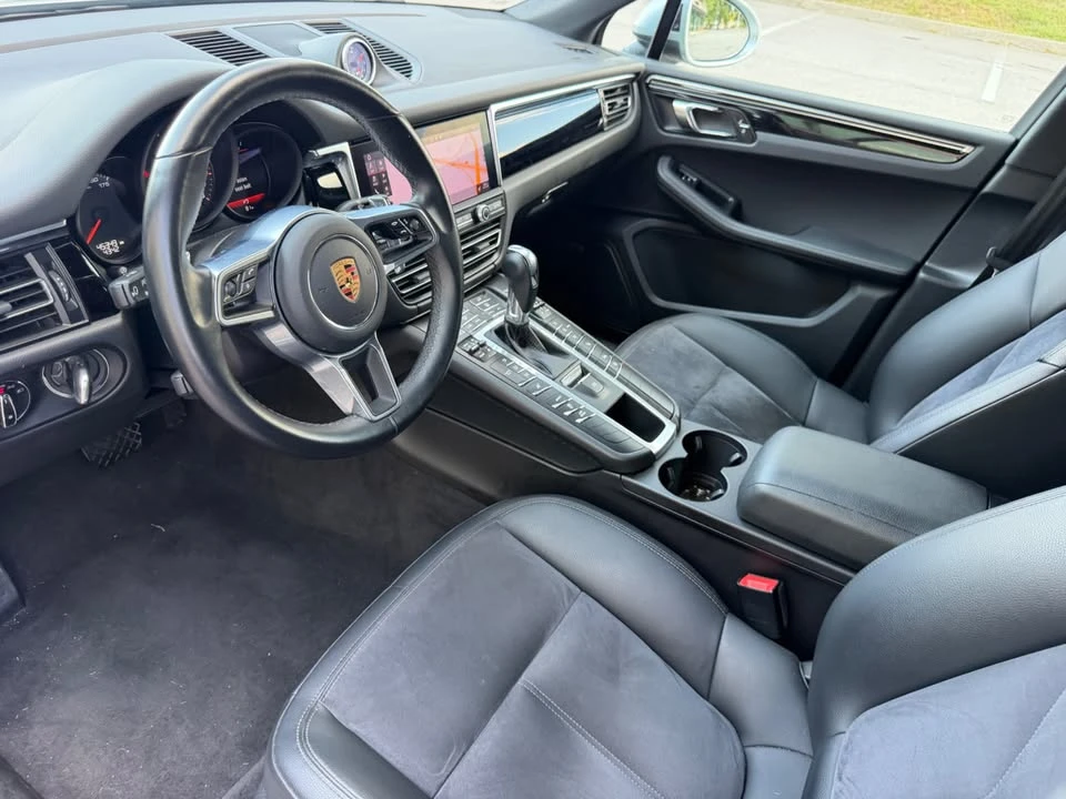 2020 Porsche Macan - Image 8 of 16