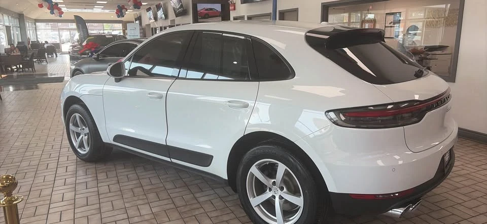 2020 Porsche Macan - Image 4 of 10