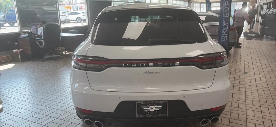 2020 Porsche Macan - Image 6 of 10